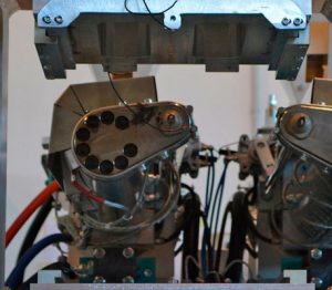 MÁQUINA DE INJEÇÃO TWIN BVP 150/260 - Image 4