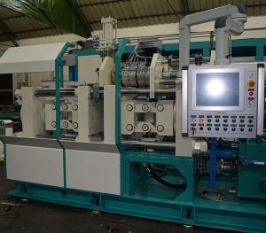 MÁQUINA DE INJEÇÃO DE FORMAS ESAB 10010E - Image 3