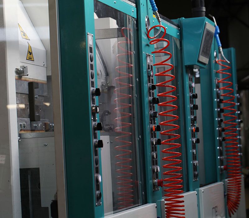 MÁQUINA DE INJEÇÃO DE BORRACHA TITAN B2/B4 - Image 8