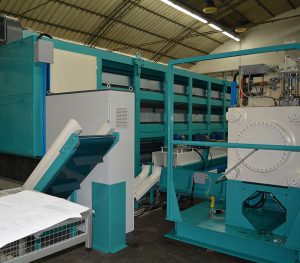 MÁQUINA DE INJEÇÃO DE FORMAS ESAB 10010E - Image 2