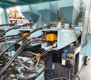 MÁQUINA DE INJEÇÃO MAINGROUP SP380/3 - Image 5