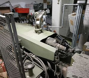 MÁQUINA DE INJEÇÃO DE BORRACHA ROTATIVA DESMA ELE 96 - Image 8