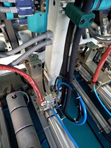 MÁQUINA DE INJEÇÃO MAINGROUP SP345/3 - Image 9