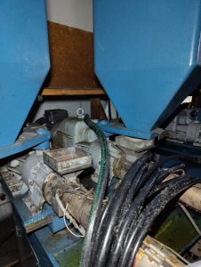 MÁQUINA DE INJEÇÃO 2 POSTOS SINT55 BICOLOR DE EXTRUSÃO - Image 4